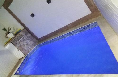 Florida House | DISPONIVEL NATAL E REVEILLON - Casa Linda e Aconchegante com Piscina -Aquecimento Solar o Ano Todo Perto da Praia