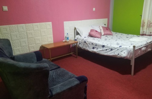 Aberdare National Park Bed & Breakfast | Dive In M's Hotel