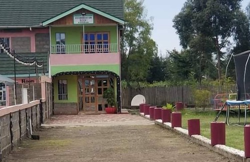 Aberdare National Park Bed & Breakfast | Dive In M's Hotel