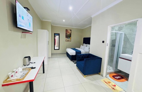 Norwood House | DJ Guest Lodge Norwood