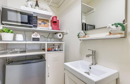 Lake Wissota Apartment | Dock, Deck & View: Lakefront Chippewa Falls Studio
