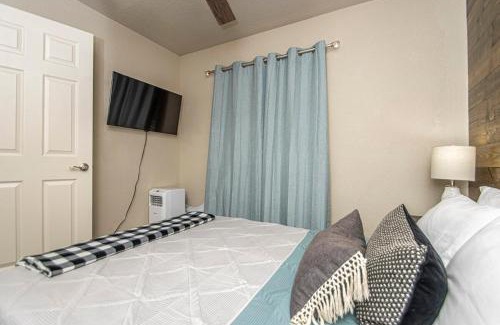 Mid America Apartment | Dock Holiday!