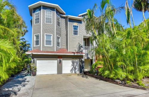 Palmetto House | Dock, Kayaks and On-Site Pond Terra Ceia Home