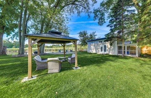 Antioch House | Dock, Kayaks, Game Room Lakefront Antioch Home!