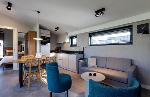 Delfstrahuizen House | Docklodge at Frisian Lakes with Private Mooring