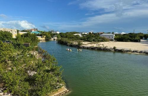 Discovery Bay Apartment | Dockside Studio in Providenciales, Turks and Caicos