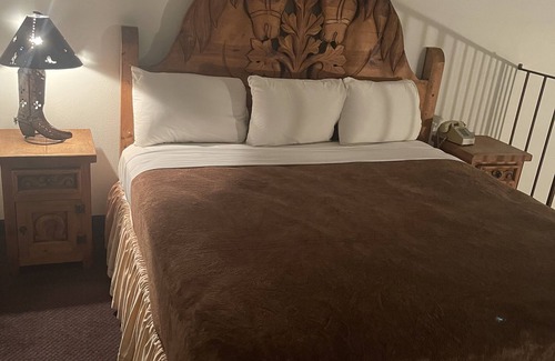 Dodge City Hotel | Dodge House Hotel & Convention Center