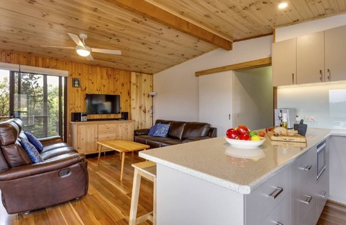 St. Andrews Beach House | Doesntmatta Beachside Breeze at St Andrews Beach