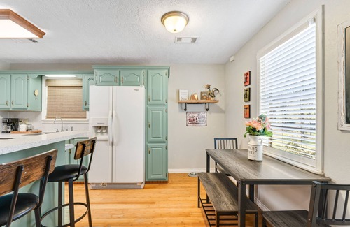 San Augustine House | Dog-friendly home near lake with firepit, board games, patio, deck, washer/dryer