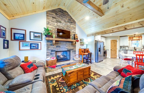 Eagle Mountain Cabin | Dog-friendly home with wraparound deck, firepit, grill, WiFi, and gas fireplace