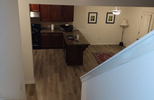 Winston - Salem House | Dog Leg Delight