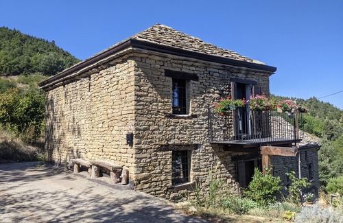 Lequio Berria Cabin | Doi Fagnán - country residence