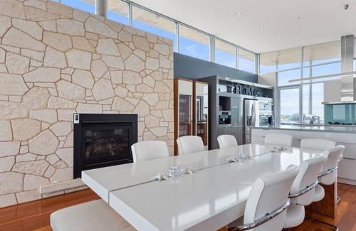 Wannanup House | Dolphin Break: right on the beach with AMAZING OCEAN VIEWS and plunge pool