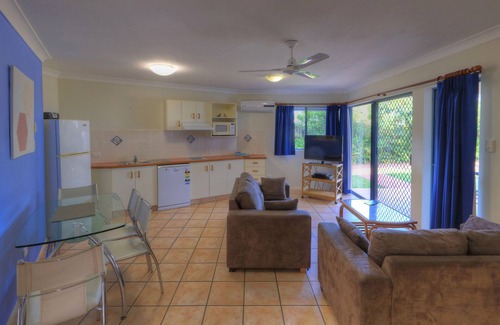 Tin Can Bay Apartment | Dolphin Waters Tin Can Bay