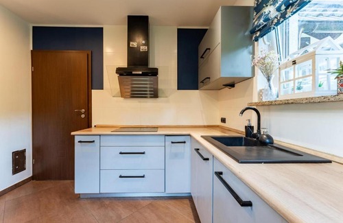 Staniszow Apartment | Dom Magiczna Oaza - 3 sypialnie, 2 łazienki, ogród, miejsce na grilla - Space Apart