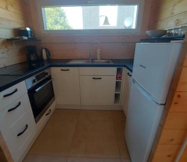 gmina Biskupiec House | Dom Mazury w Ilawie czerwony i zielony