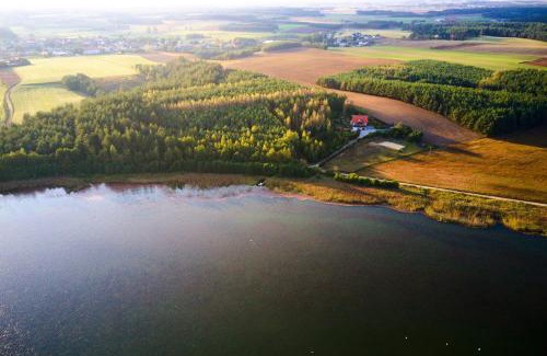 Lipnica House | Dom na wzgórzu z widokiem na jezioro z balią i sauną