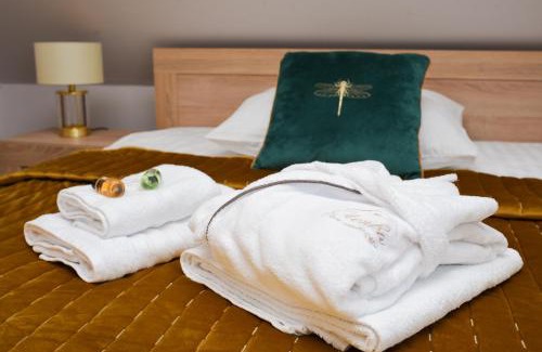 Garcz House | Dom Oleńka- Kaszuby, weekend, wakacje, sauna, jacuzzi, jezioro