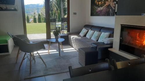 Podgorzyn House | Dom uKromki z kominkiem i widokiem na Śnieżkę