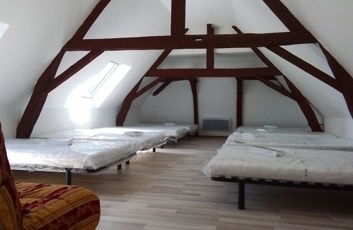 Ecommoy Cottage | Domaine complet-Gîte-Private Bathroom-Comfort-Pool view