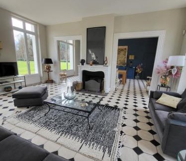Lassay-sur-Croisne House | Domaine de charme - Les Places