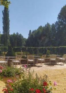 Le Bugue Apartment | Domaine de La Barde apartments in the old walnut mill and forge
