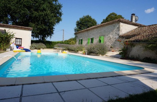 Valeilles Bed & Breakfast | Domaine de Merugat Chambre d'Hôtes