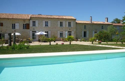 Lesparre-Medoc Bed & Breakfast | Domaine du Papillon
