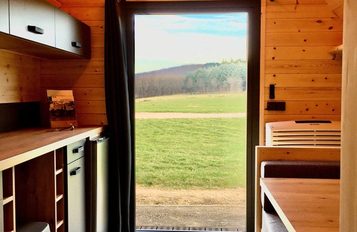 Lugny RV Rental | Domaine Joseph LAFARGE Wine Resort Oeno-tonneaux expérience