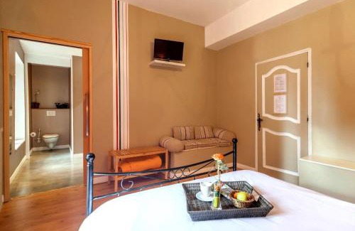 Chaumont-le-Bourg Hotel | Domaine Le Prieuré