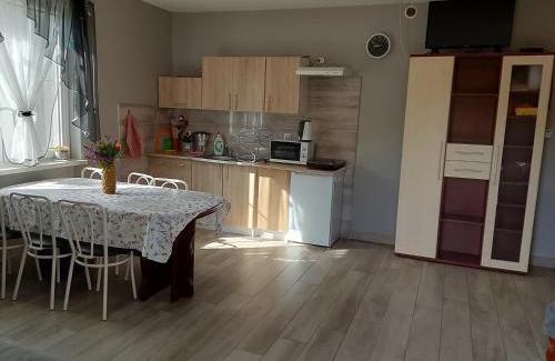 Swieta Katarzyna House | Domek całoroczny 8 os, pokoje nad stawem