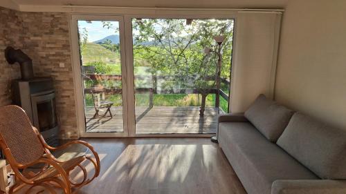 Ticha House | Domek pod jabloní