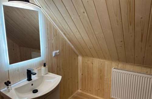 Łukow Apartment | Domek z jacuzzi pod Starym Dębem Łuków