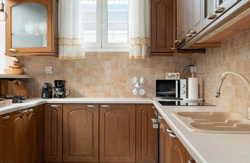 Spata-Artemida Apartment | Domelia's Luxury Apartment near airport & beach II