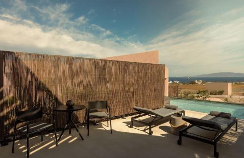 Tholos Hotel | Domes Novos Santorini, Autograph Collection