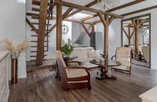 Old Town Apartment | Domillion 2bdr apt at historical building VS511b