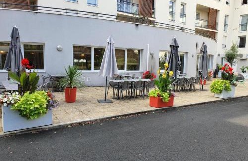 Montlucon Apartment | Domitys Les Rives du Cher