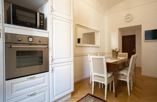 Salario Apartment | Domus Alba Mantua
