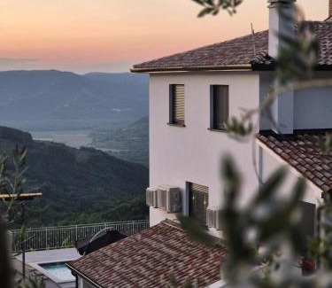 Kaldir House | Domus in Monte