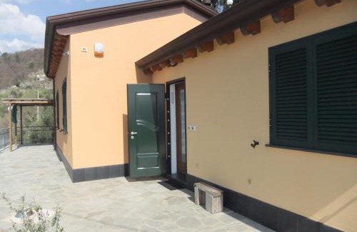 Castiglione Chiavarese House | Domus Milli