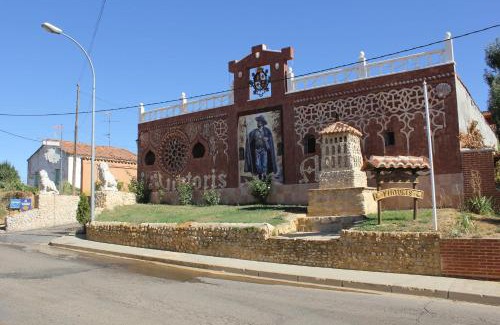 Sahagun House | Domus Viatoris