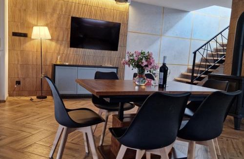 Zwierzyniec Villa | Domy na Roztoczu Aleja Lipowa B,G,J,K Sauna Jacuzzi