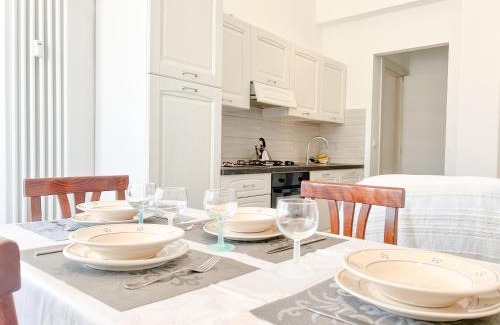 Savona House | Don Pedro Beach House