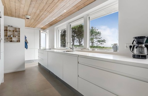 Øer Strand House | "Donka" - 25m from the sea by Interhome