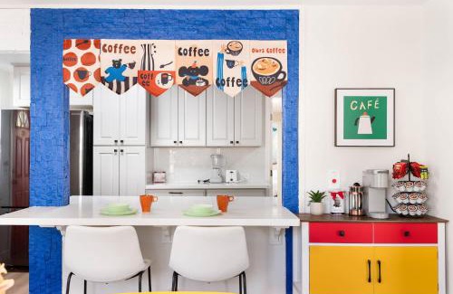 Bitter Lake House | Dopamine Design 3BR 2025 Remodel & Kids Zone