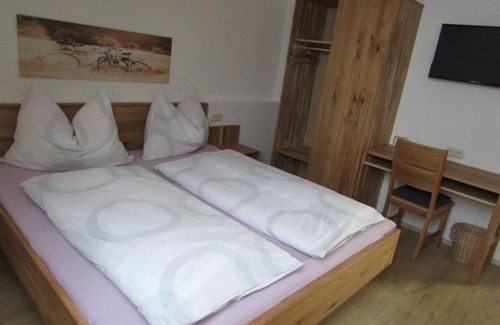 Welten Other | Doppelzimmer, Dusche, WC, Nichtraucher - Urlaub am Bauernhof, Cziglar-benko