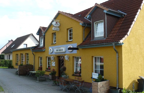 Prohn Apartment | Doppelzimmer - Pension Zur Kurve