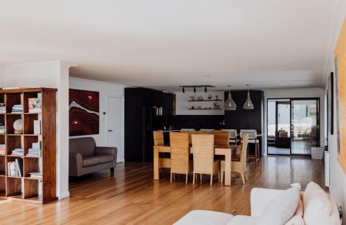 St Helens House | Doric Dreams - Short Stroll to St Helens