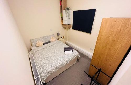 The Liberties House | Dormitorio Doble D08