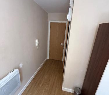 Bradford Apartment | Double Bed Apartment Bradford City Center
